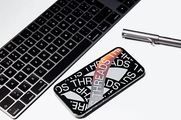 خرید لایک تردز